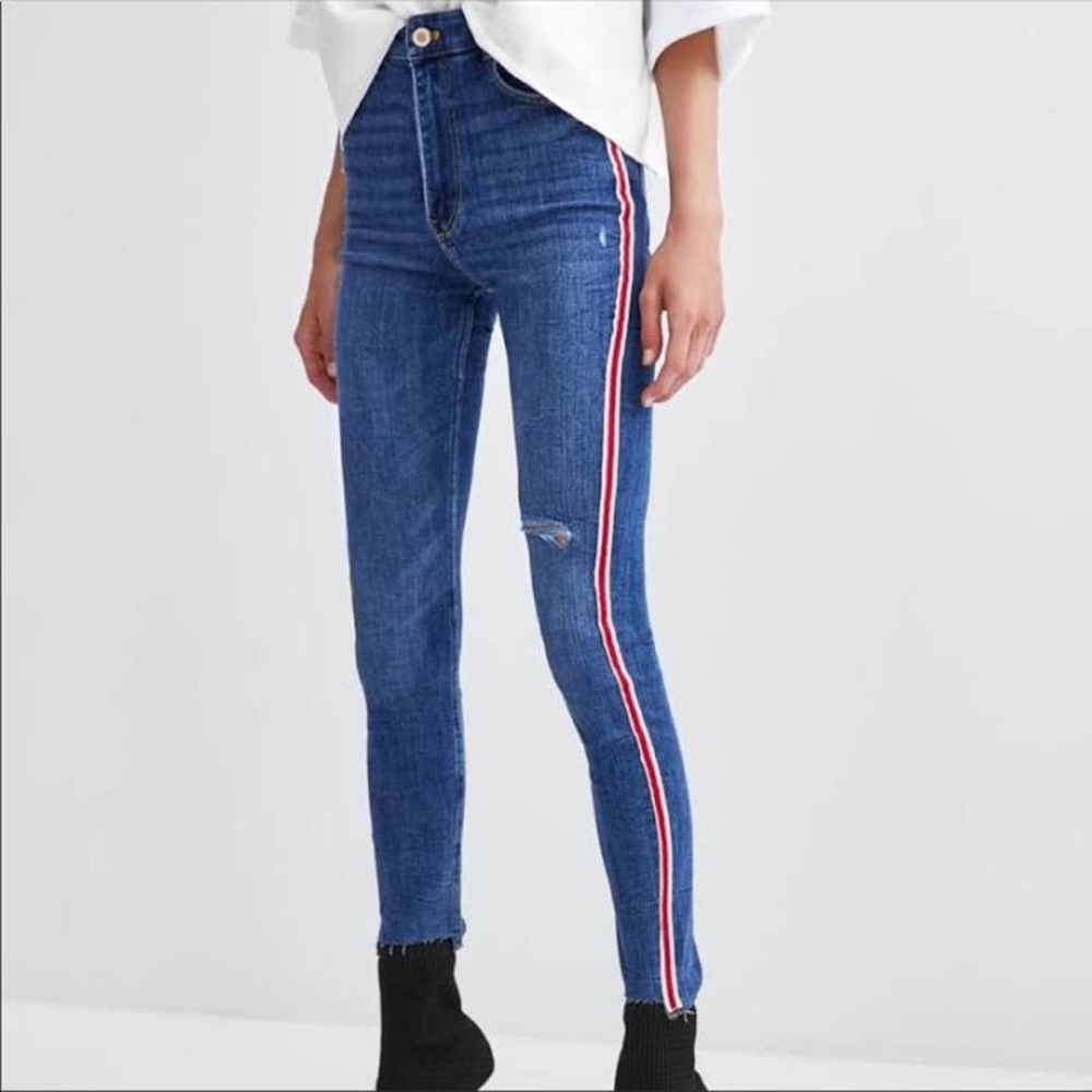 - Zara side stripe jeans with raw hem